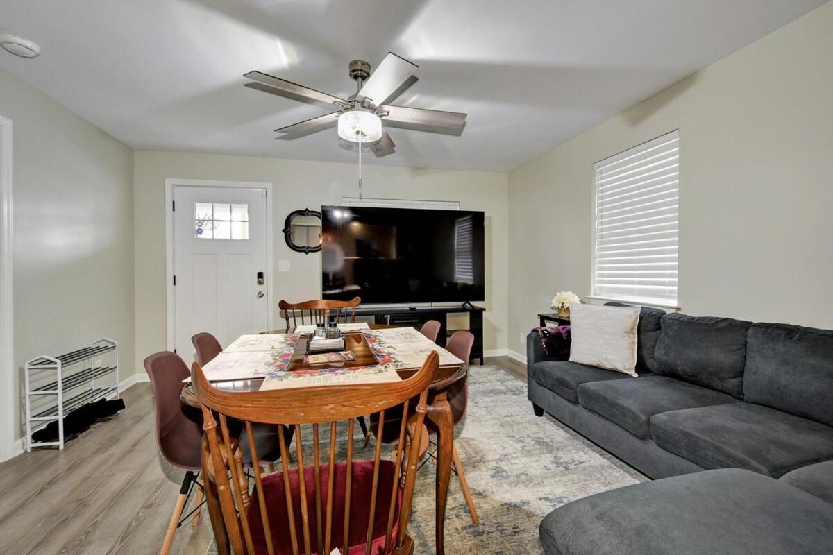 9 In Holiday home Louisville